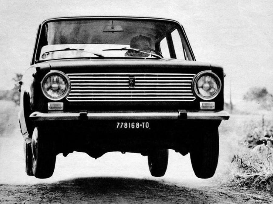  Fiat 124 1966 года  (фото 7 из 8)
